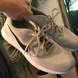 Nike men’s Free RN running shoes